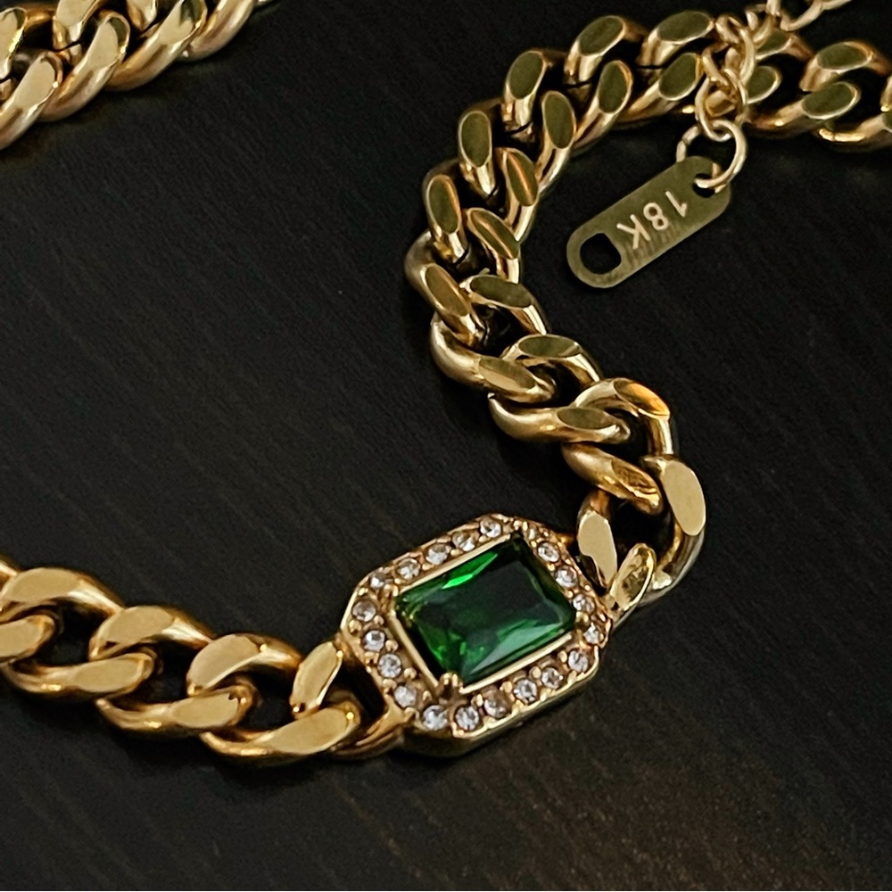 ✨18K Gold Plated Chain Necklace with Green Zircon✨
